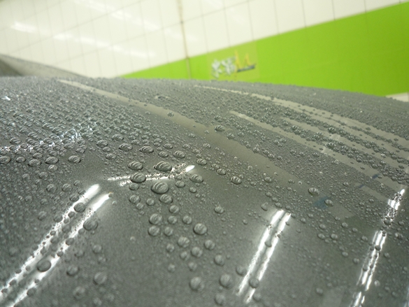 Hyper Coat Pro杜邦先進科技護膜洗車時的水珠