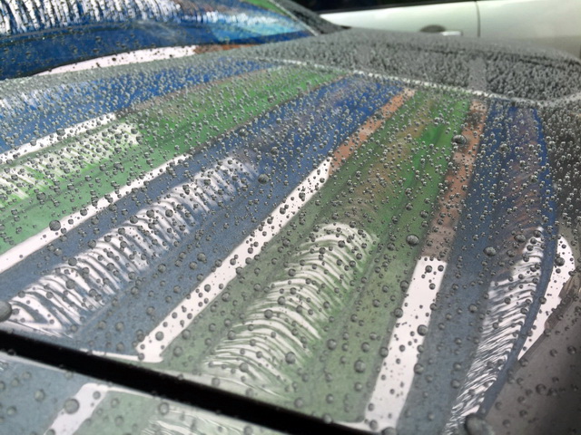 M+專家蠟雨天在停車場的雨珠表現-1
