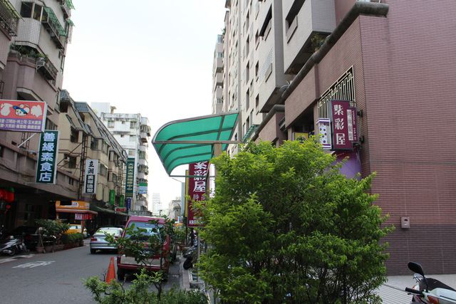 筌耀車體鍍膜-位於台南東區